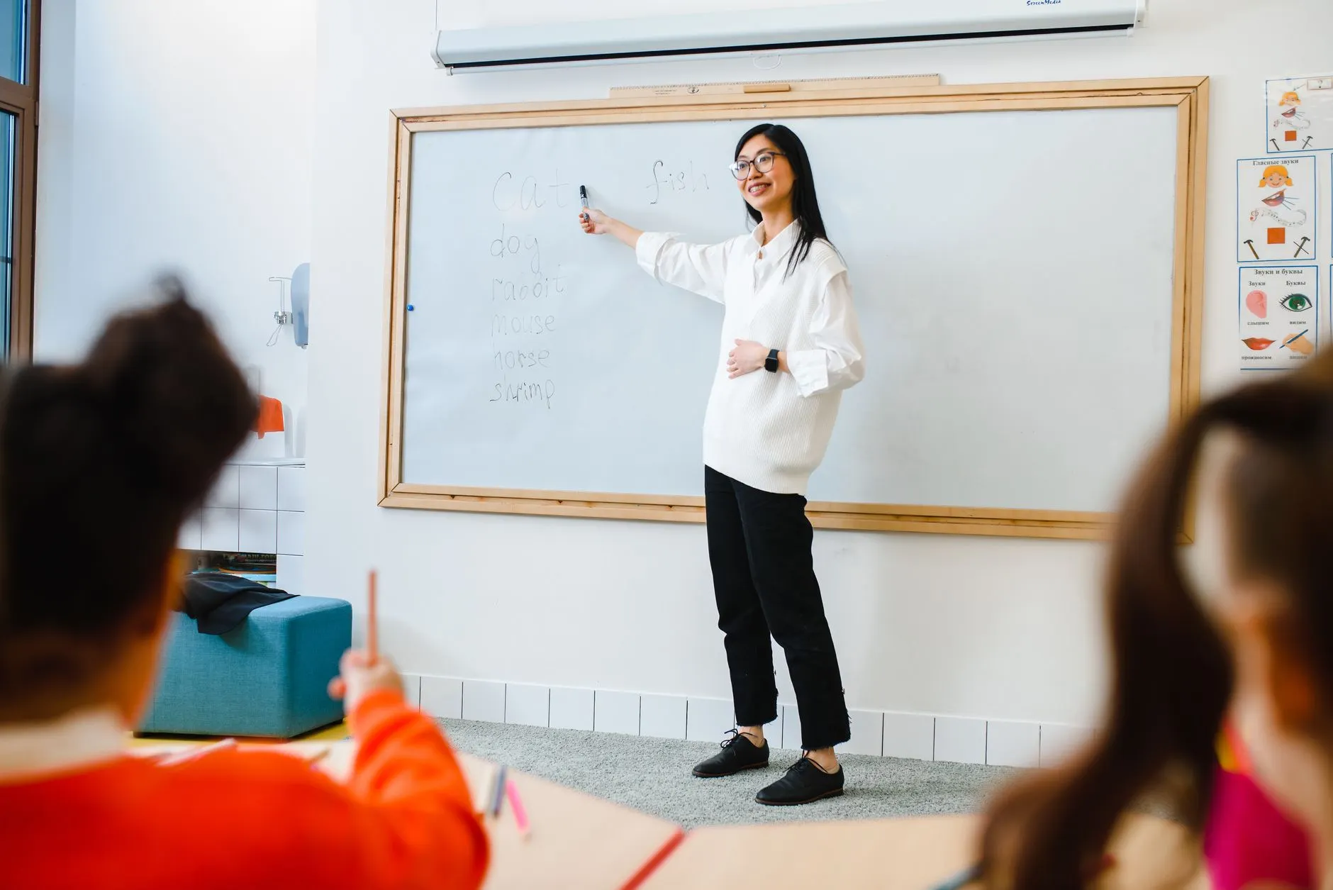 湖北教育信息化设备采购指南:教学一体机选型要点与趋势分析正文配图 1